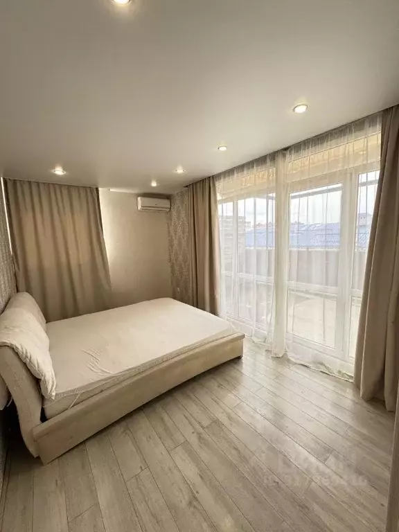 3-к кв. Краснодарский край, Краснодар ул. Героев-Разведчиков, 48 (99.0 ... - Фото 0