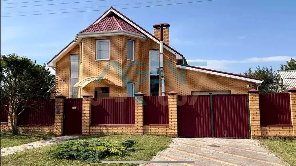 Дом в Белгородская область, Белгород ул. Имени Н.Б. Голицына (170 м) - Фото 1