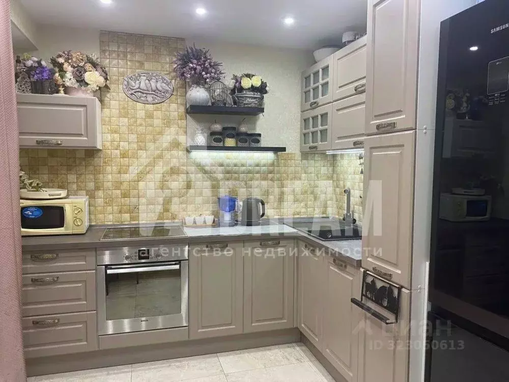 1-к кв. Волгоградская область, Волгоград ул. 8-й Воздушной Армии, 10а ... - Фото 2