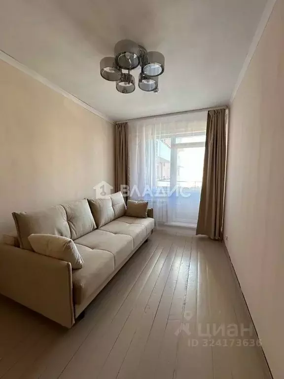 1-к кв. Бурятия, Улан-Удэ 140А мкр, 20 (31.3 м) - Фото 0