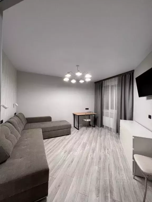 2-к кв. Крым, Симферополь пер. Мраморный, 36 (62.0 м) - Фото 1