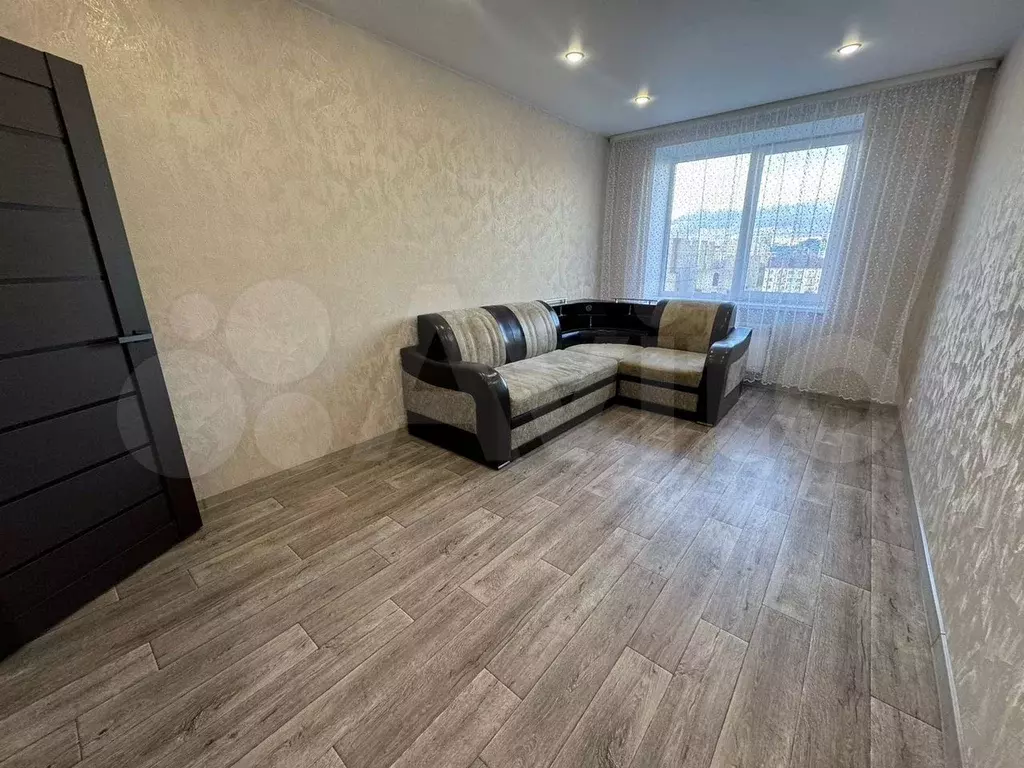 1-к. квартира, 40 м, 4/15 эт. - Фото 0