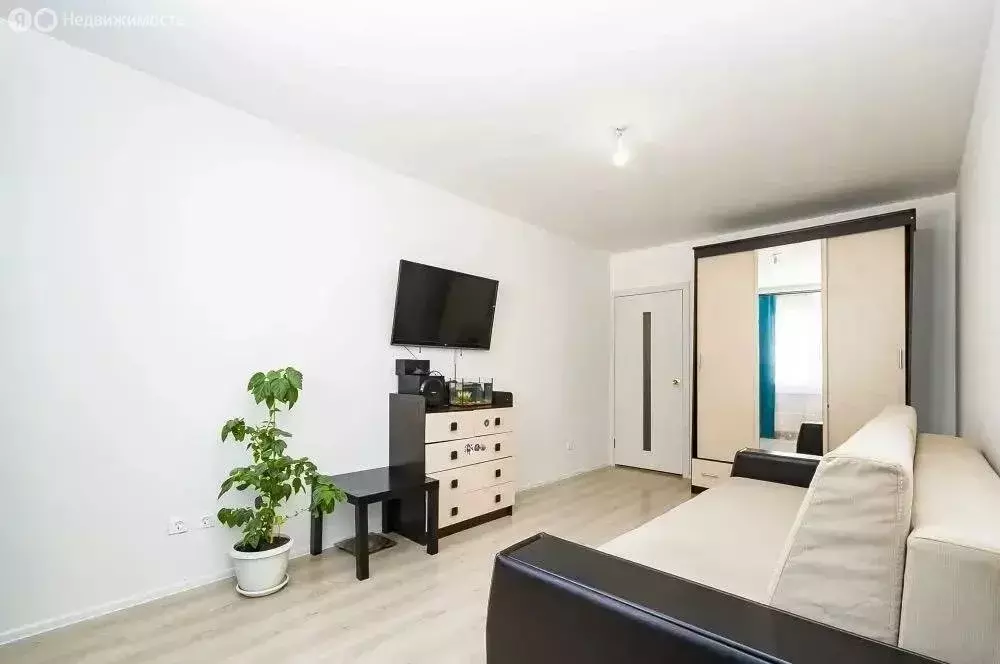 1-комнатная квартира: Свердловская область, муниципальное образование ... - Фото 2