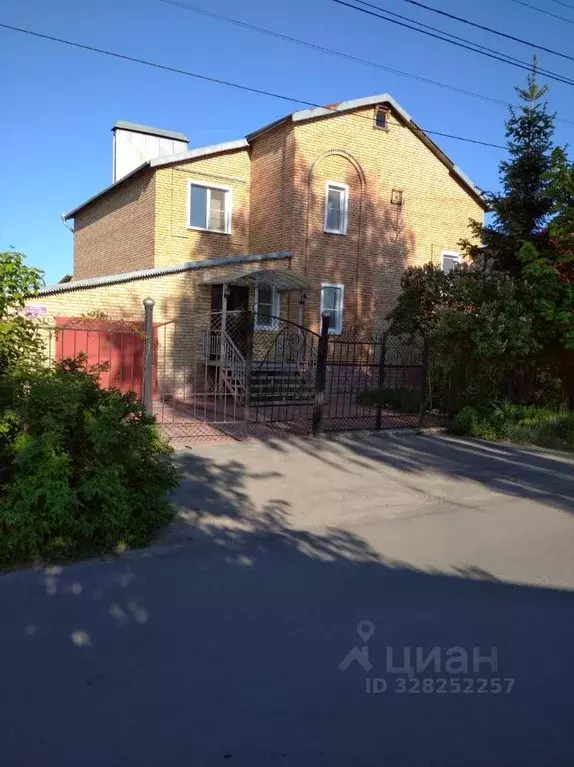 Дом в Пензенская область, Пенза проезд 1-й Достоевского, 15 (300 м) - Фото 1