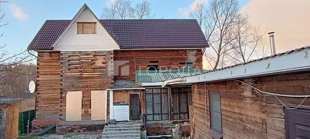 Дом в Алтайский край, Первомайский район, с. Рассказиха ... - Фото 1