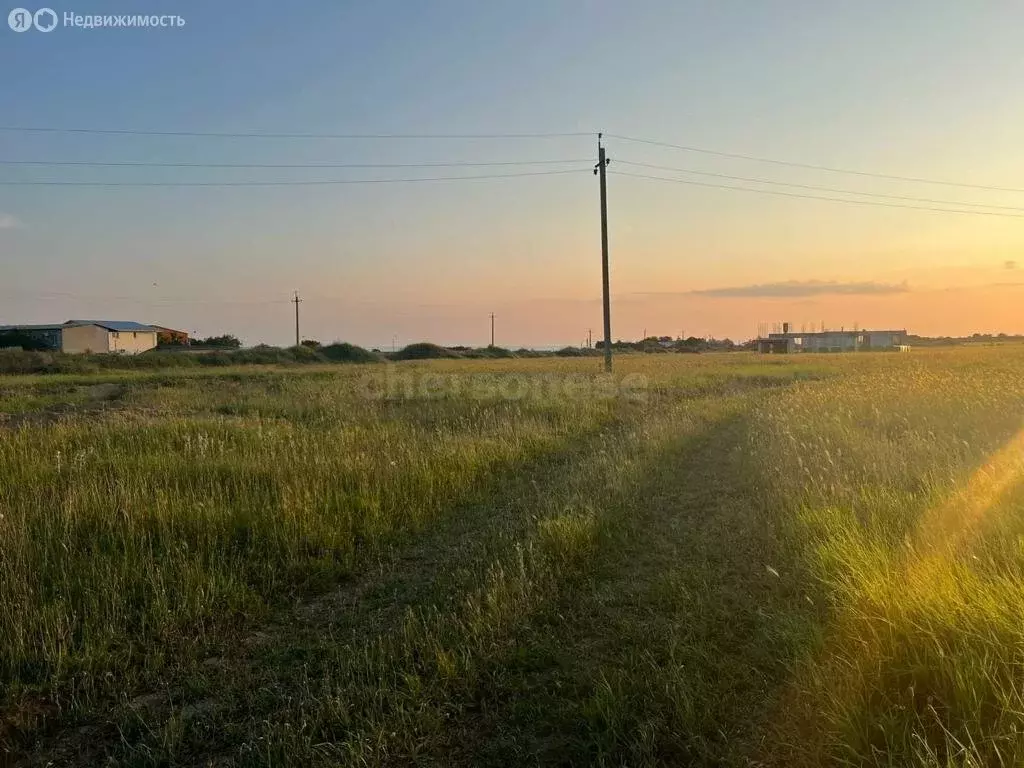 Участок в село Оленевка, Курортная улица (6 м) - Фото 1