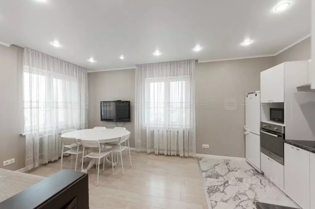 2-к кв. Татарстан, Казань Чистопольская ул., 61Д (57.0 м) - Фото 1