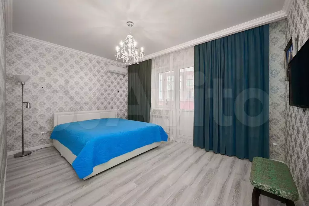 3-к. квартира, 115 м, 2/19 эт. - Фото 1