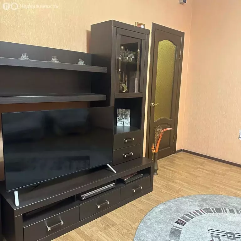 3-комнатная квартира: Новочеркасск, Гвардейская улица, 16 (65 м) - Фото 1