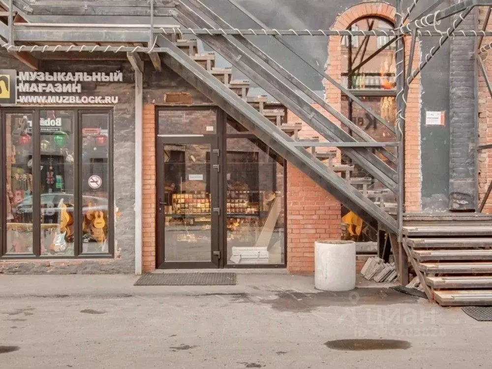 Торговая площадь в Москва Бауманская ул., 11С8 (168 м) - Фото 1