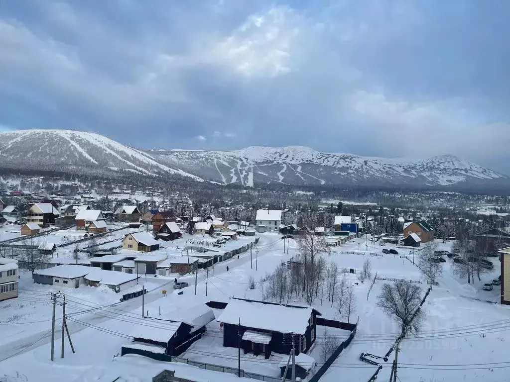 2-к кв. Кемеровская область, Таштагольский район, Шерегешское ... - Фото 0