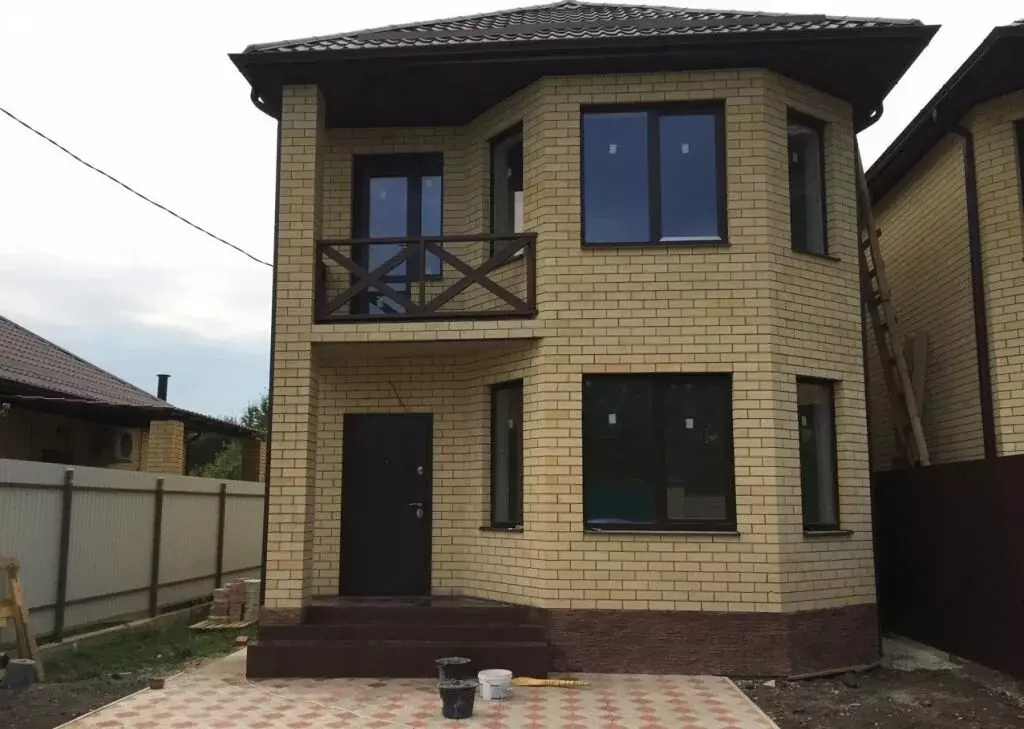 Дом в Ростов-на-Дону, Вятская улица (122 м) - Фото 1