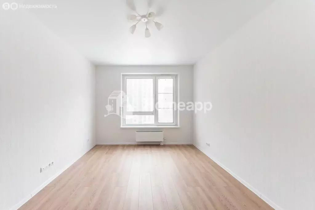 3-комнатная квартира: Москва, Очаковское шоссе, 7 (75 м) - Фото 1