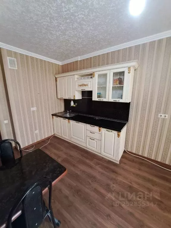 3-к кв. Астраханская область, Астрахань ул. Татищева, 4Б (100.0 м) - Фото 2