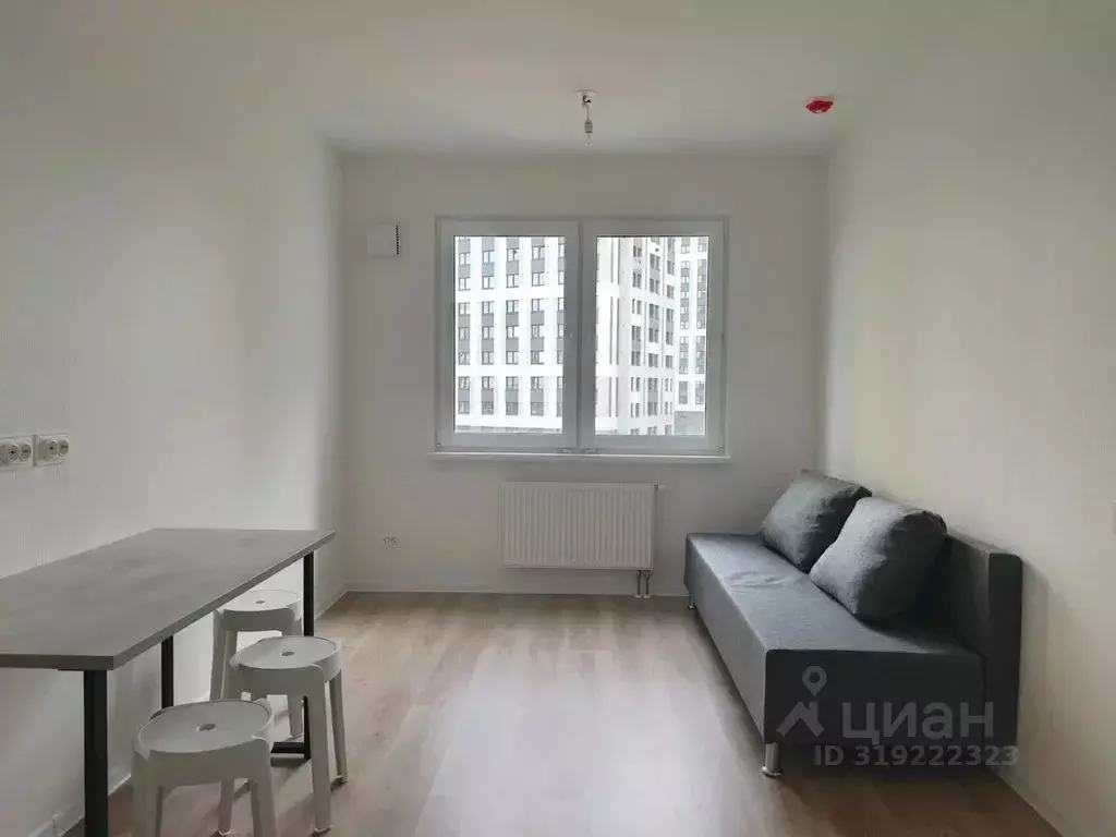 1-к кв. Санкт-Петербург ул. Пахомовская, 18к2 (35.0 м) - Фото 0