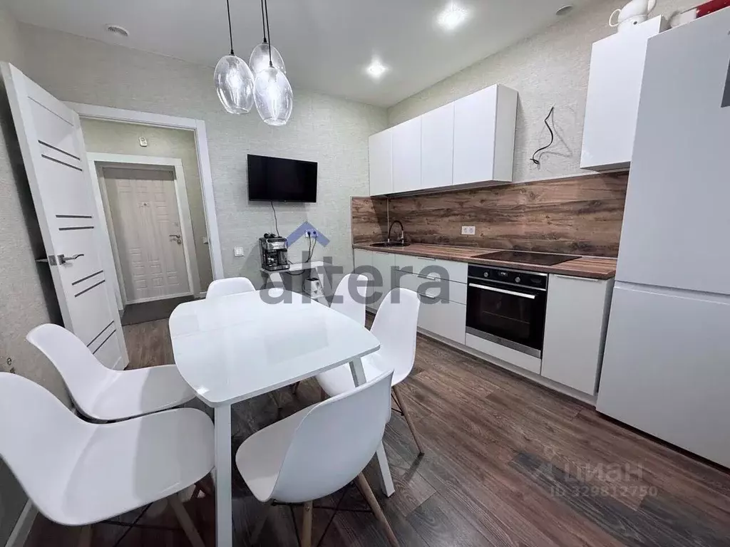 2-к кв. Татарстан, Казань ул. Аделя Кутуя, 110Дк2 (67.7 м) - Фото 1