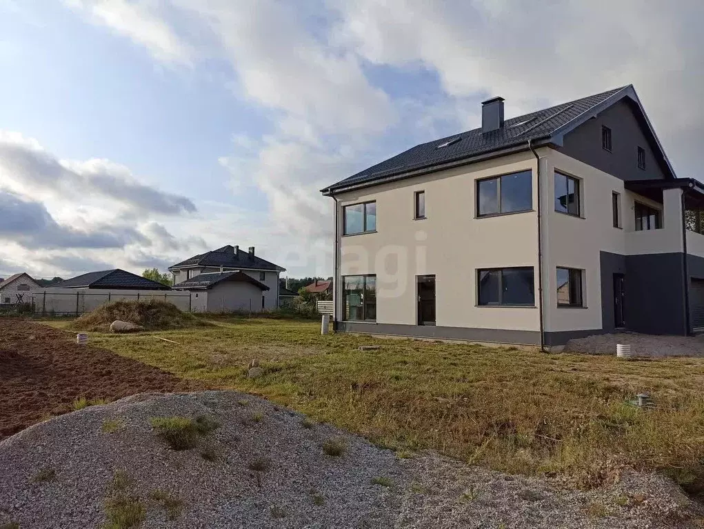 Дом в Калининградская область, Гурьевский муниципальный округ, пос. ... - Фото 1