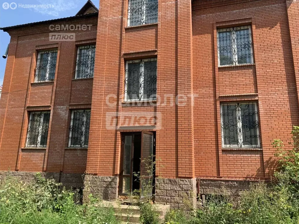 Дом в село Акбердино, Газпромовская улица, 65 (1100 м) - Фото 2