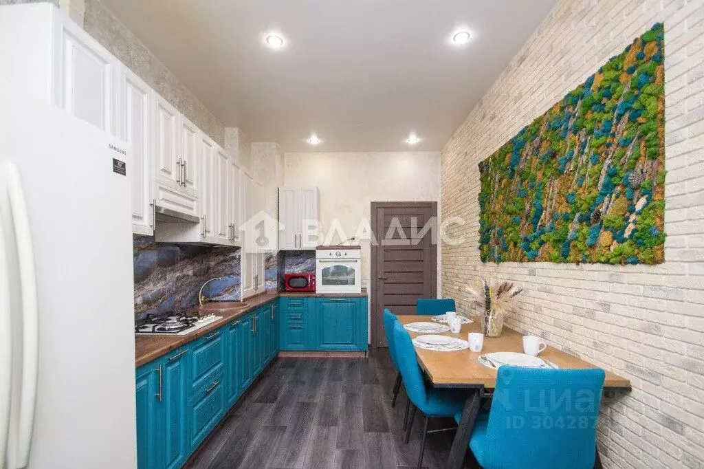 2-к кв. Саратовская область, Балаково ул. Набережная Леонова, 45 (82.0 ... - Фото 1