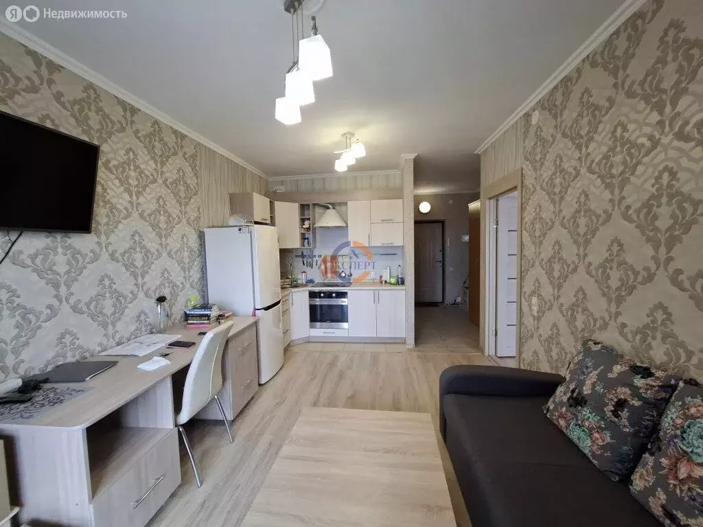 1-комнатная квартира: Великий Новгород, Колмовская набережная, 83 ... - Фото 1