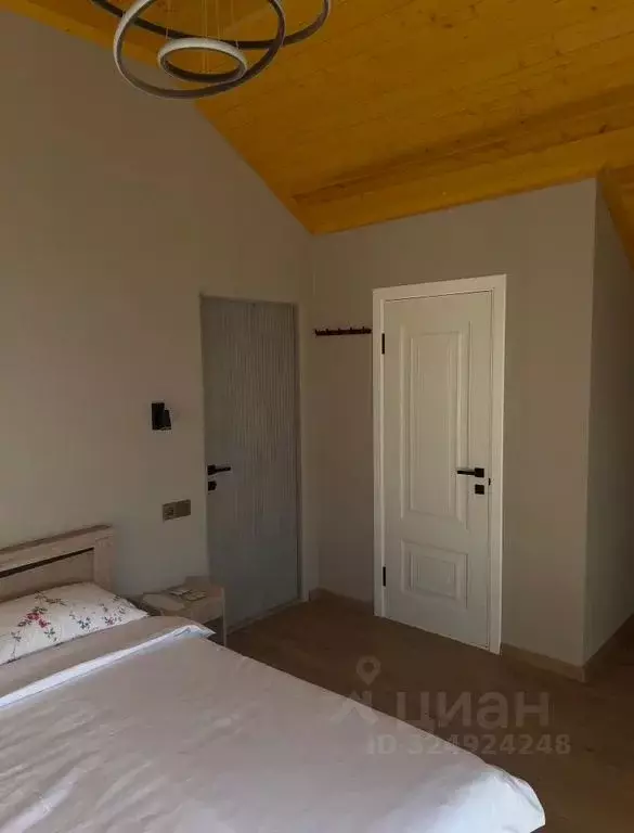 Комната Дагестан, с. Хунзах ул. Магомеда Амирханова, 2А - Фото 1