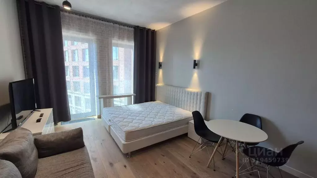 Студия Санкт-Петербург наб. Макарова, 60 (30.0 м) - Фото 0