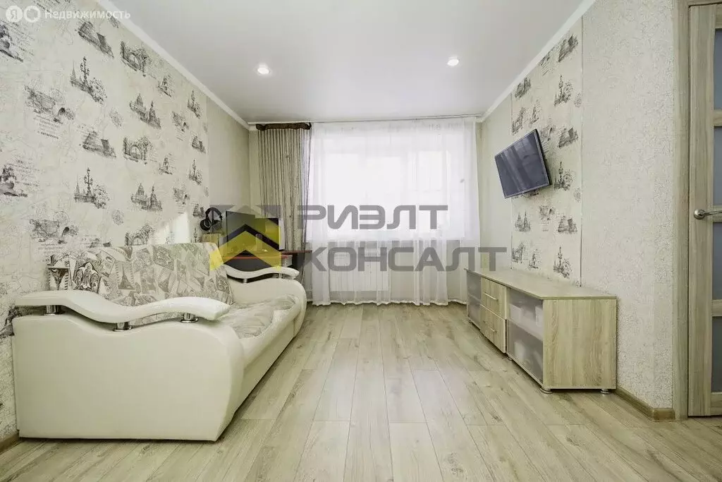 1-комнатная квартира: Омск, улица Гагарина, 2 (31 м) - Фото 2