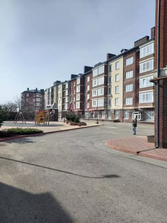 2-к. квартира, 80 м, 2/5 эт. - Фото 1