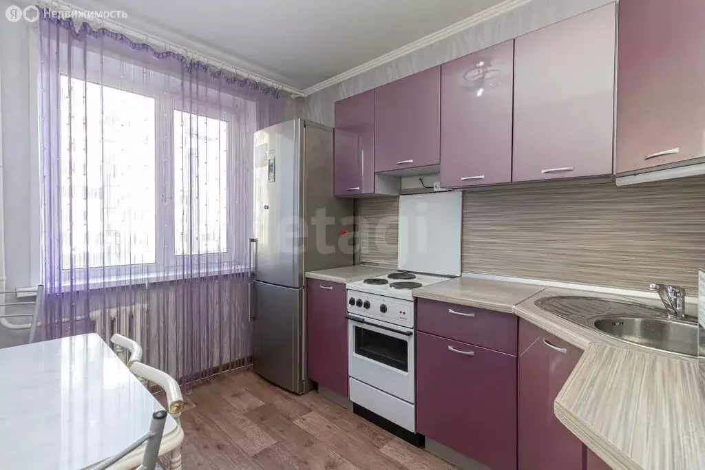 3-комнатная квартира: Тюмень, микрорайон Восточный, улица ... - Фото 1