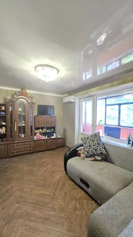 2-к кв. Курская область, Курск ул. Бойцов 9-й Дивизии, 184 (53.7 м) - Фото 1