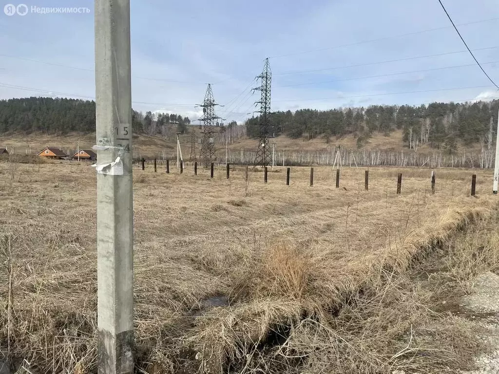 Участок в деревня Карлук, Трактовая улица (17 м) - Фото 1