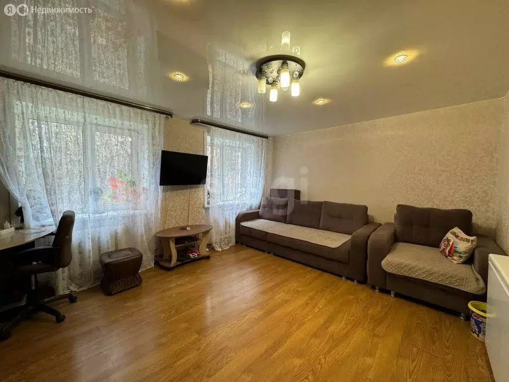 2-комнатная квартира: Талица, улица Кузнецова, 88 (57.9 м) - Фото 0