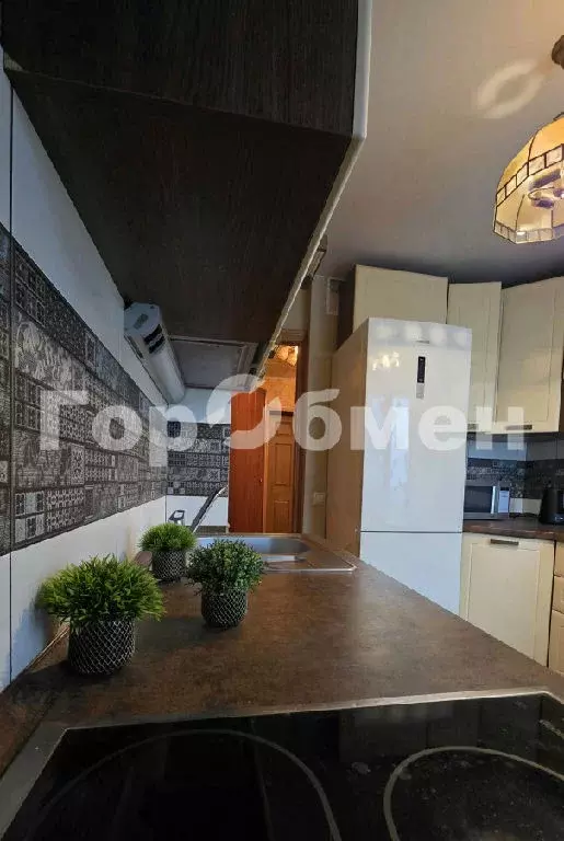 Продается 3-комнатная квартира - Фото 1