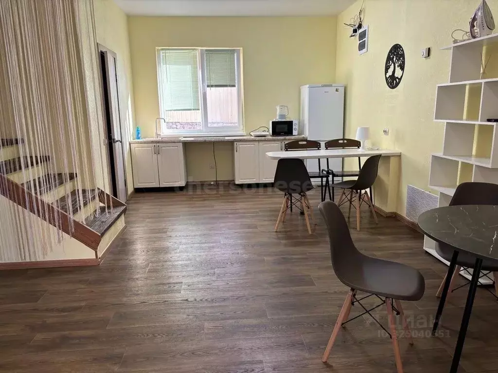 Коттедж в Севастополь ш. Фиолентовское, 68/49 (84 м) - Фото 1