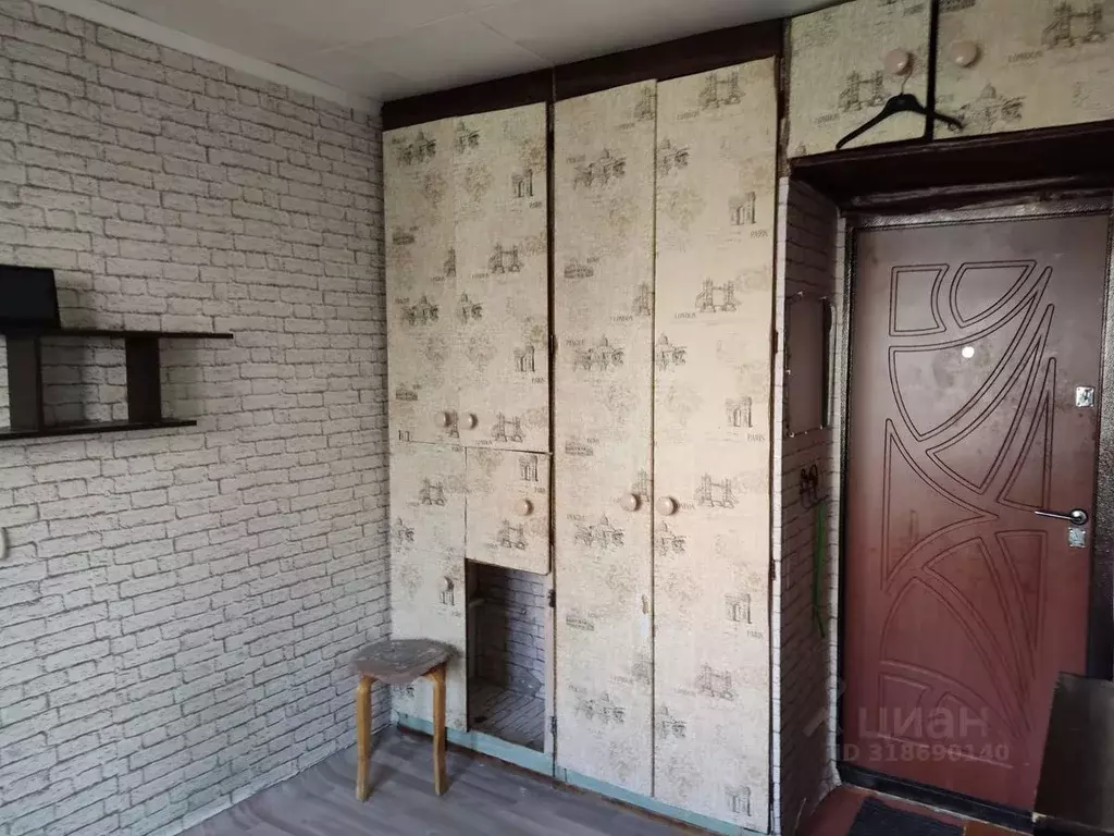 Комната Свердловская область, Екатеринбург ул. Красина, 5 (12.0 м) - Фото 1