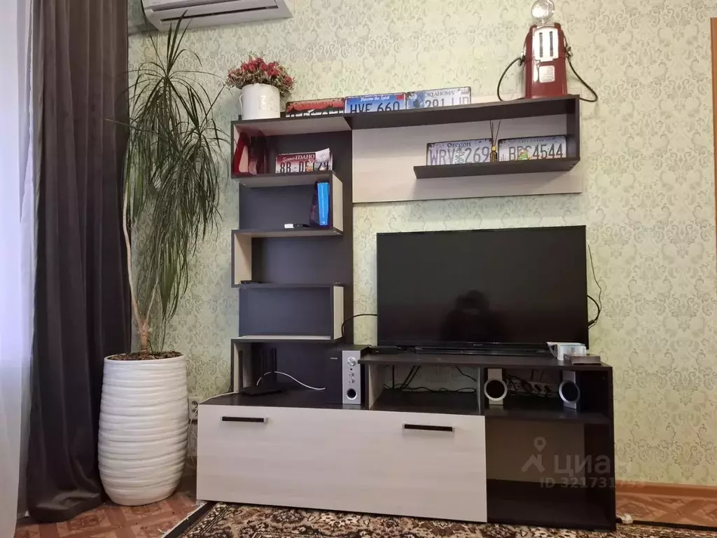 1-к кв. Волгоградская область, Волгоград ул. Солнечникова, 11 (33.0 м) - Фото 1