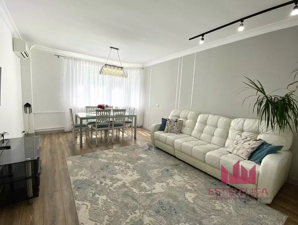2-к кв. Москва ул. Академика Виноградова, 1к1 (70.0 м) - Фото 1