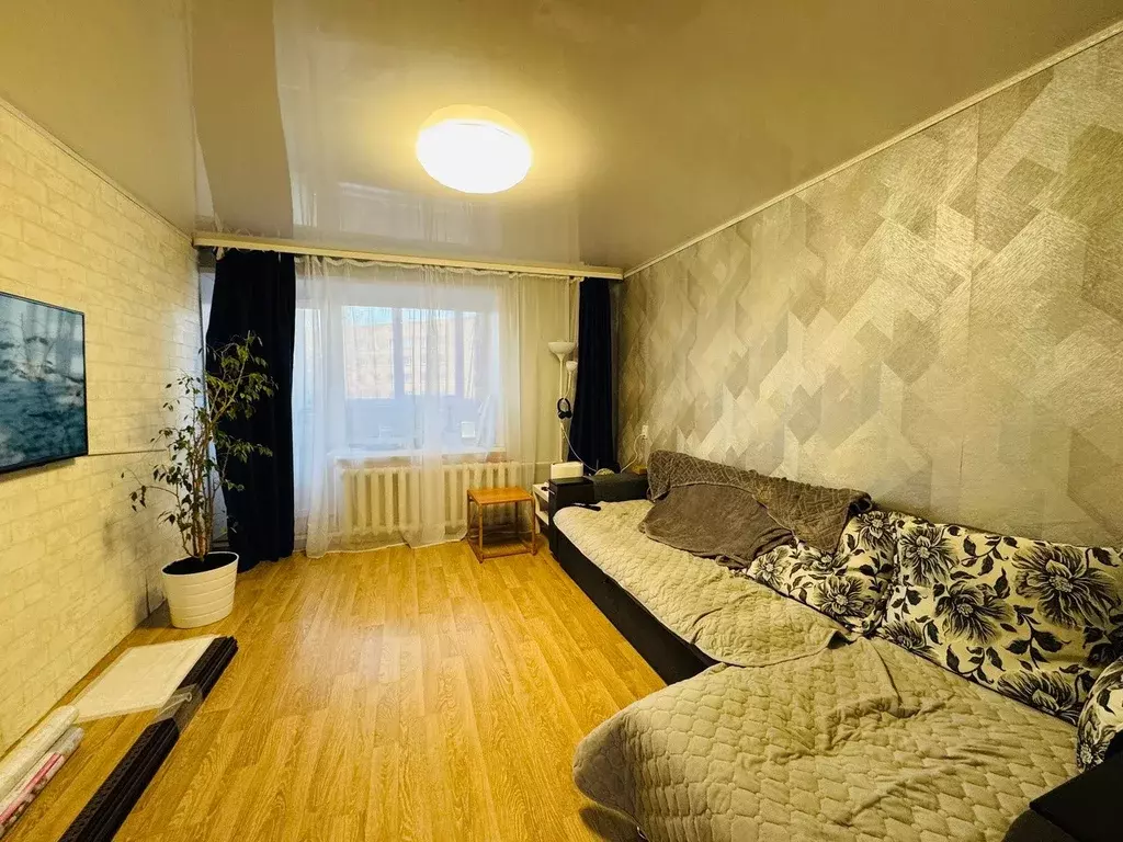Продаётся 4-к квартира, 72 м - Фото 0