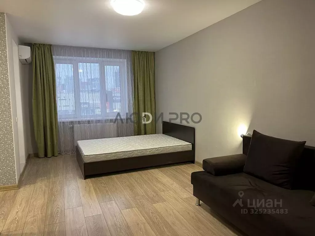 1-к кв. Башкортостан, Уфа ул. Минигали Губайдуллина, 10 (40.0 м) - Фото 1