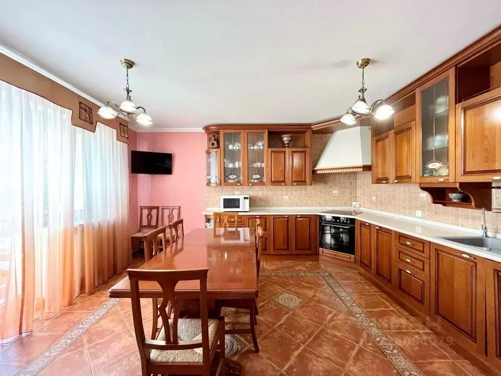 Таунхаус в Иркутская область, Иркутск проезд Юрия Тена, 7 (337 м) - Фото 1