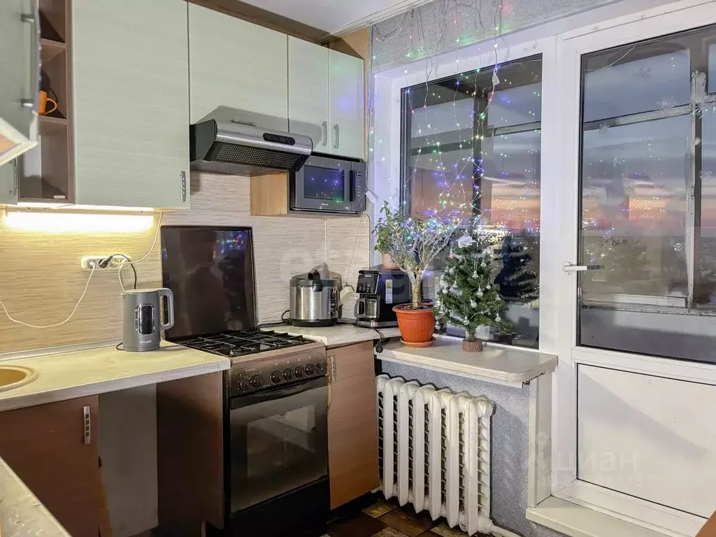 2-к кв. Псковская область, Псков Завеличье исторический район, ул. ... - Фото 0