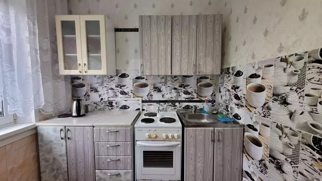 1-к. квартира, 30 м, 5/5 эт. - Фото 0
