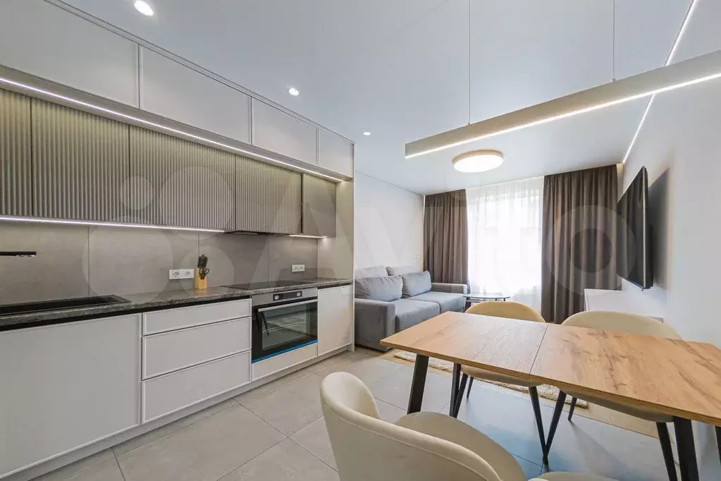 2-к. квартира, 70 м, 2/9 эт. - Фото 0