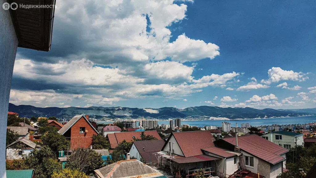 Дом в Новороссийск, улица Уварова (353 м) - Фото 1