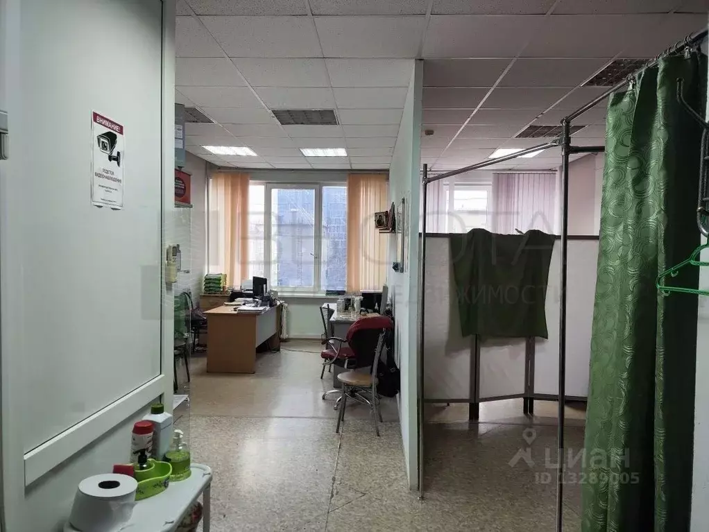 Офис в Тюменская область, Тюмень ул. Республики, 53 (47 м) - Фото 0