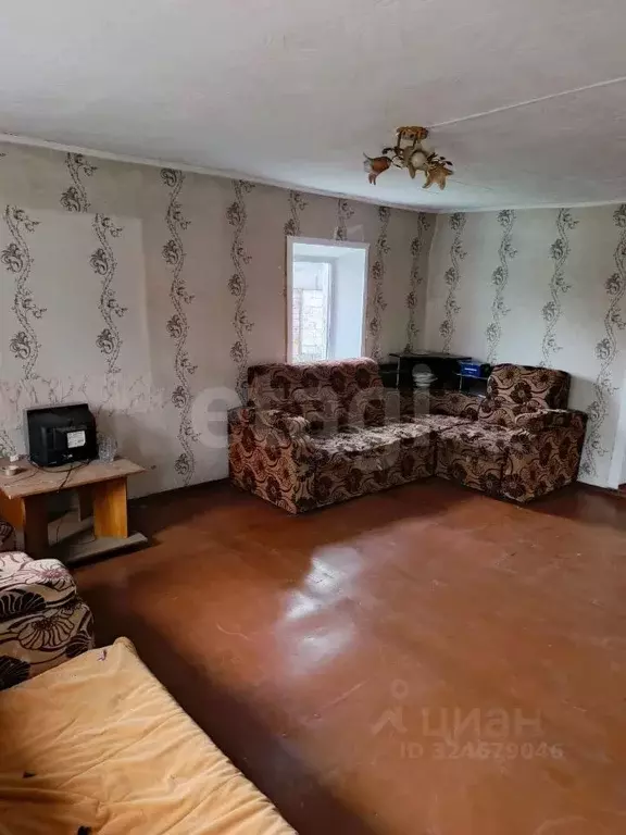 Дом в Кемеровская область, Топки ул. Чапаева (47 м) - Фото 1