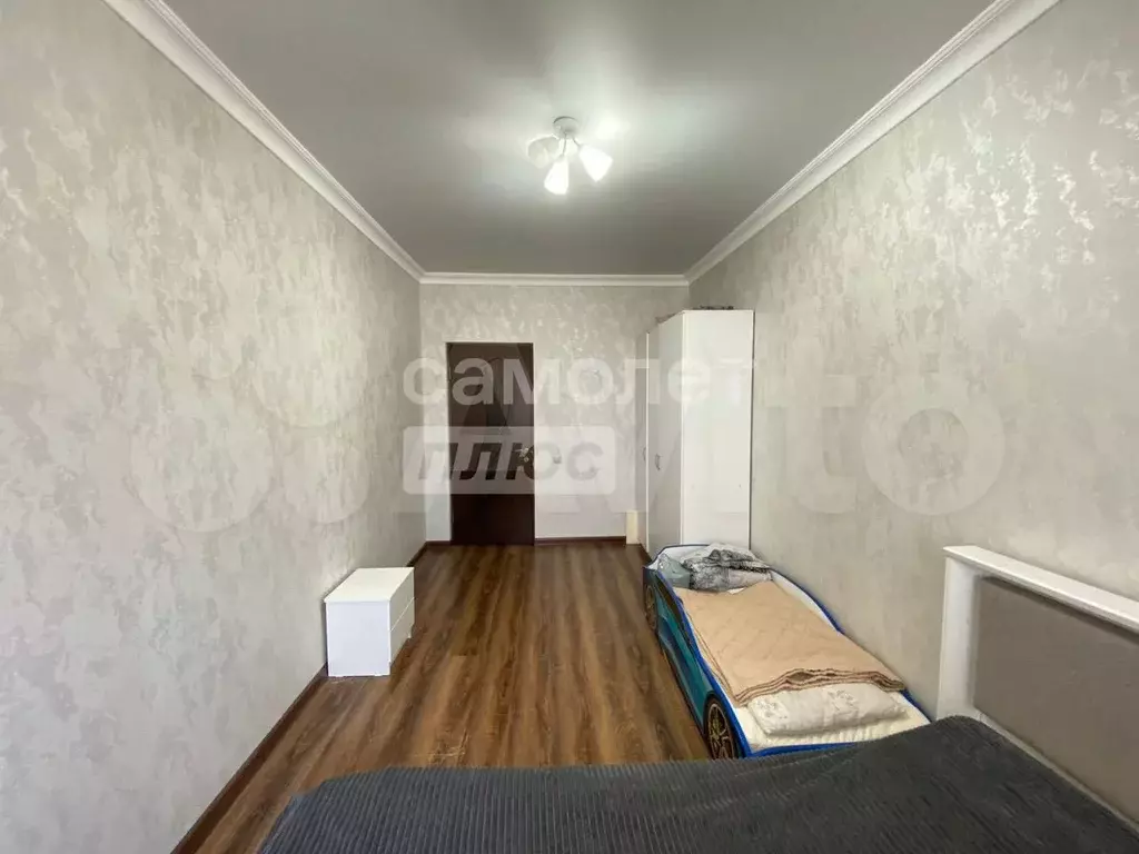 2-к. квартира, 75 м, 1/10 эт. - Фото 1