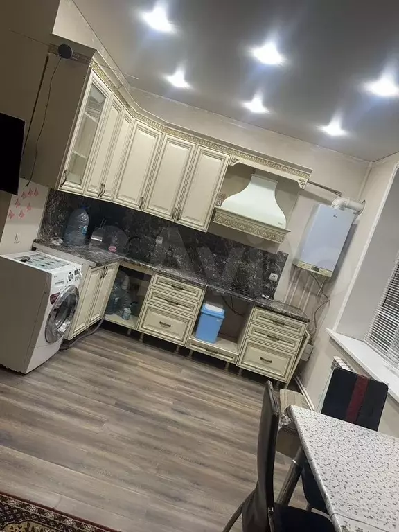Квартира-студия, 40 м, 2/3 эт. - Фото 0