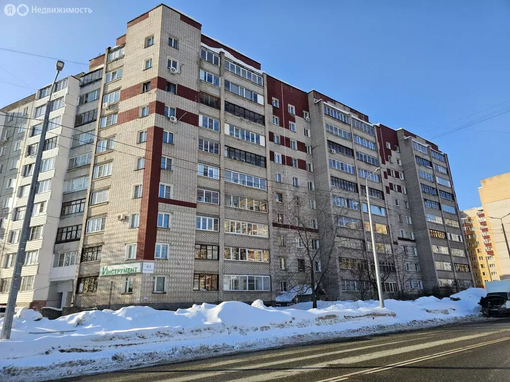 3-комнатная квартира: Киров, улица Сурикова, 41 (60.8 м) - Фото 1