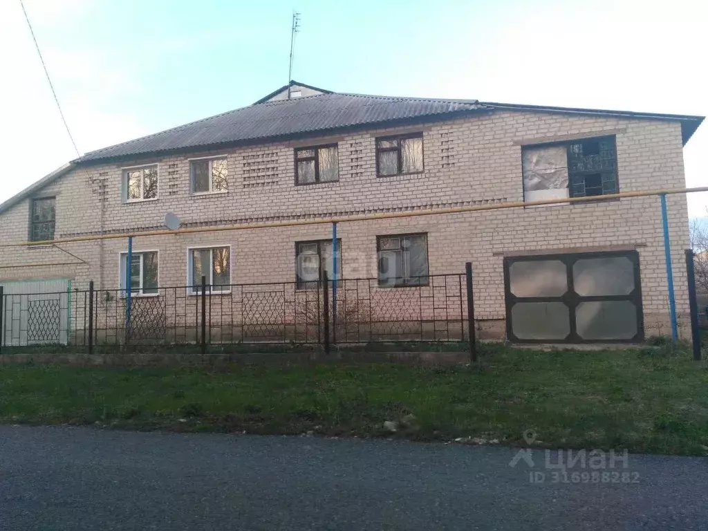 Дом в Белгородская область, Ивня рп ул. Привольная, 6 (166 м) - Фото 0